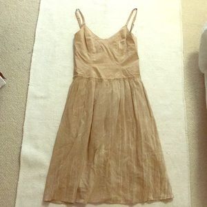 Super Cute Tan Theory Dress 👗